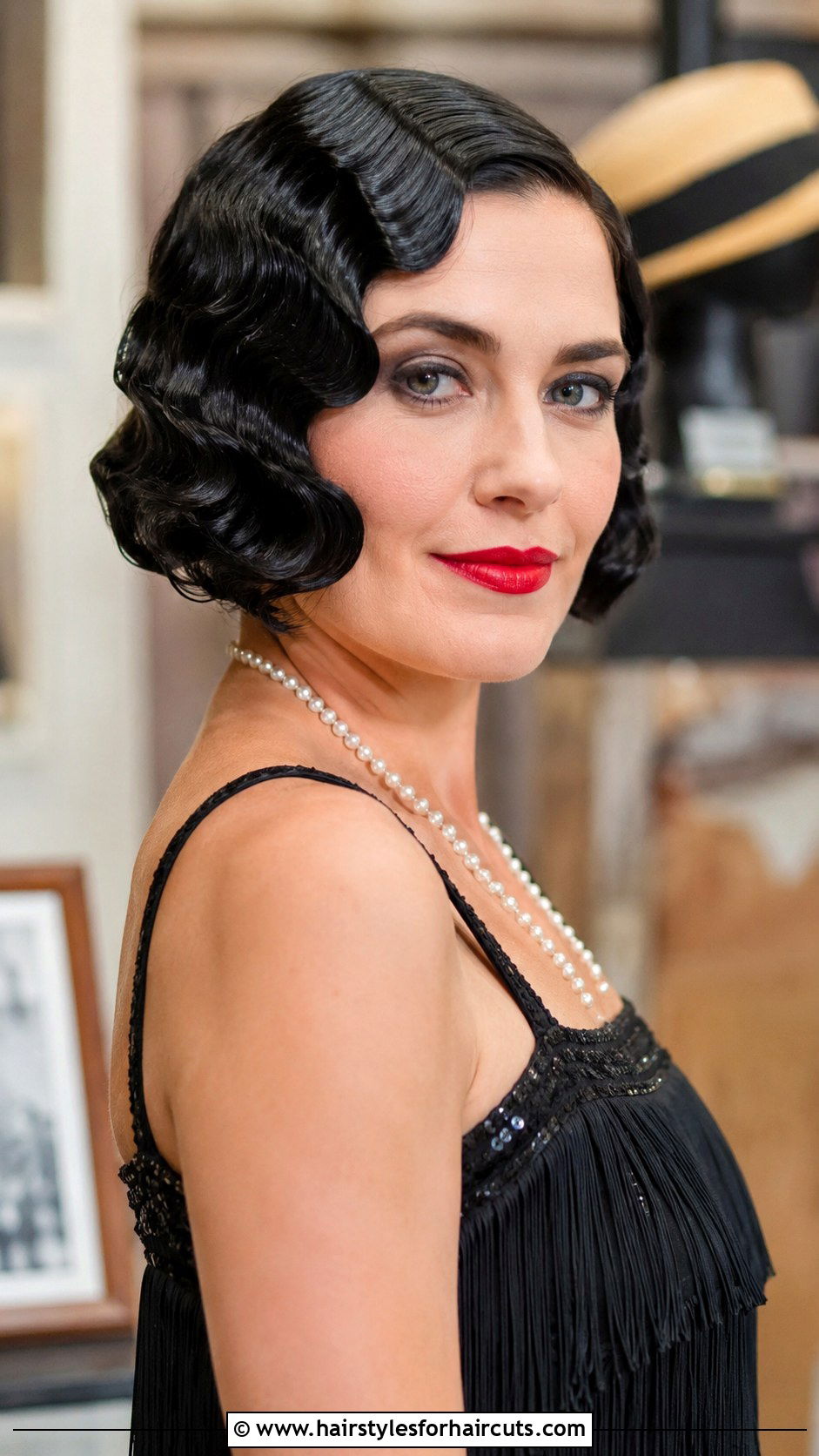 1920S Finger Wave Bob - 25 great gatsby hairstyles - 25 great gatsby hairstyles