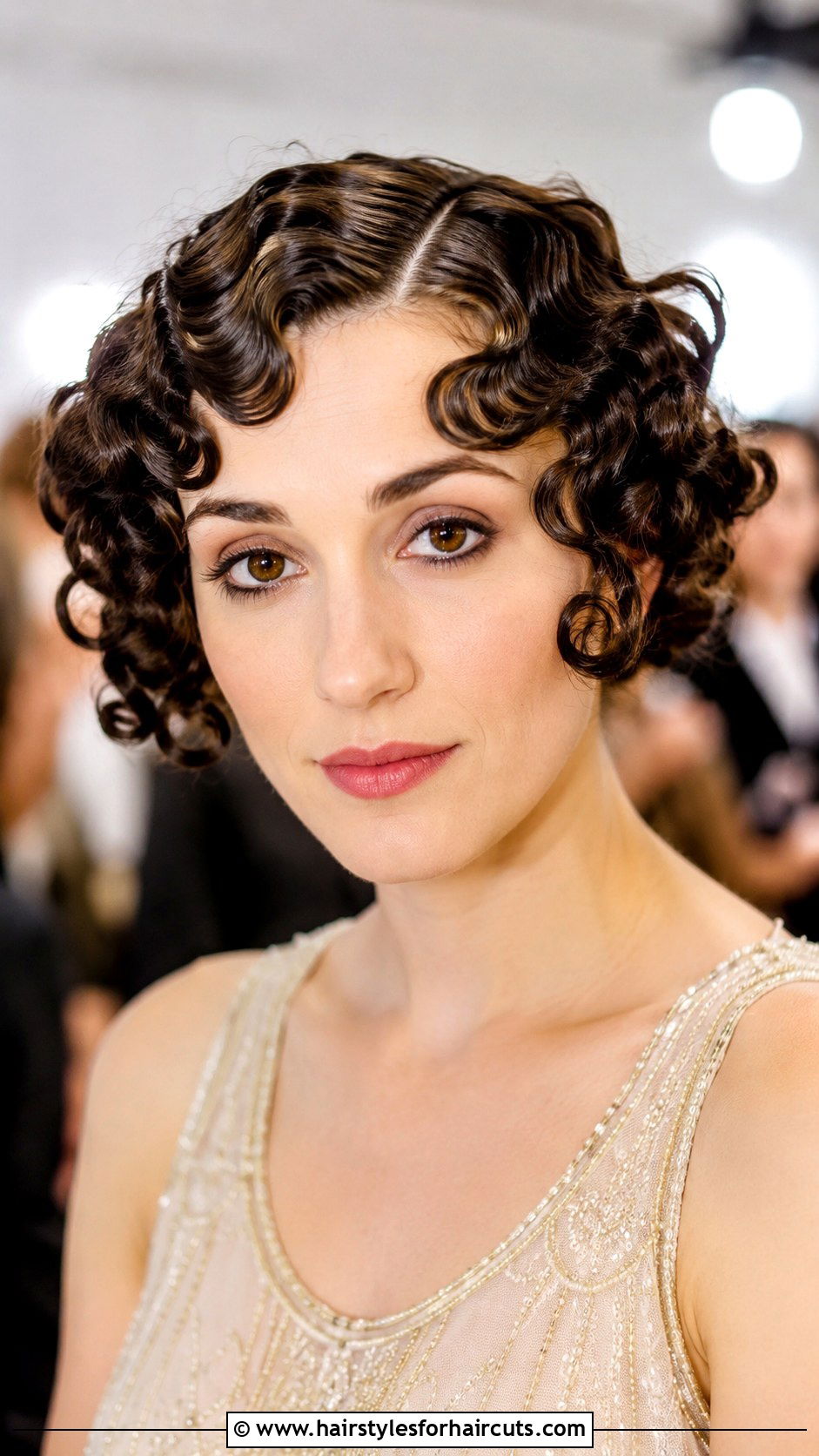 1920S Pin Curl Bob - 25 great gatsby hairstyles - 25 great gatsby hairstyles