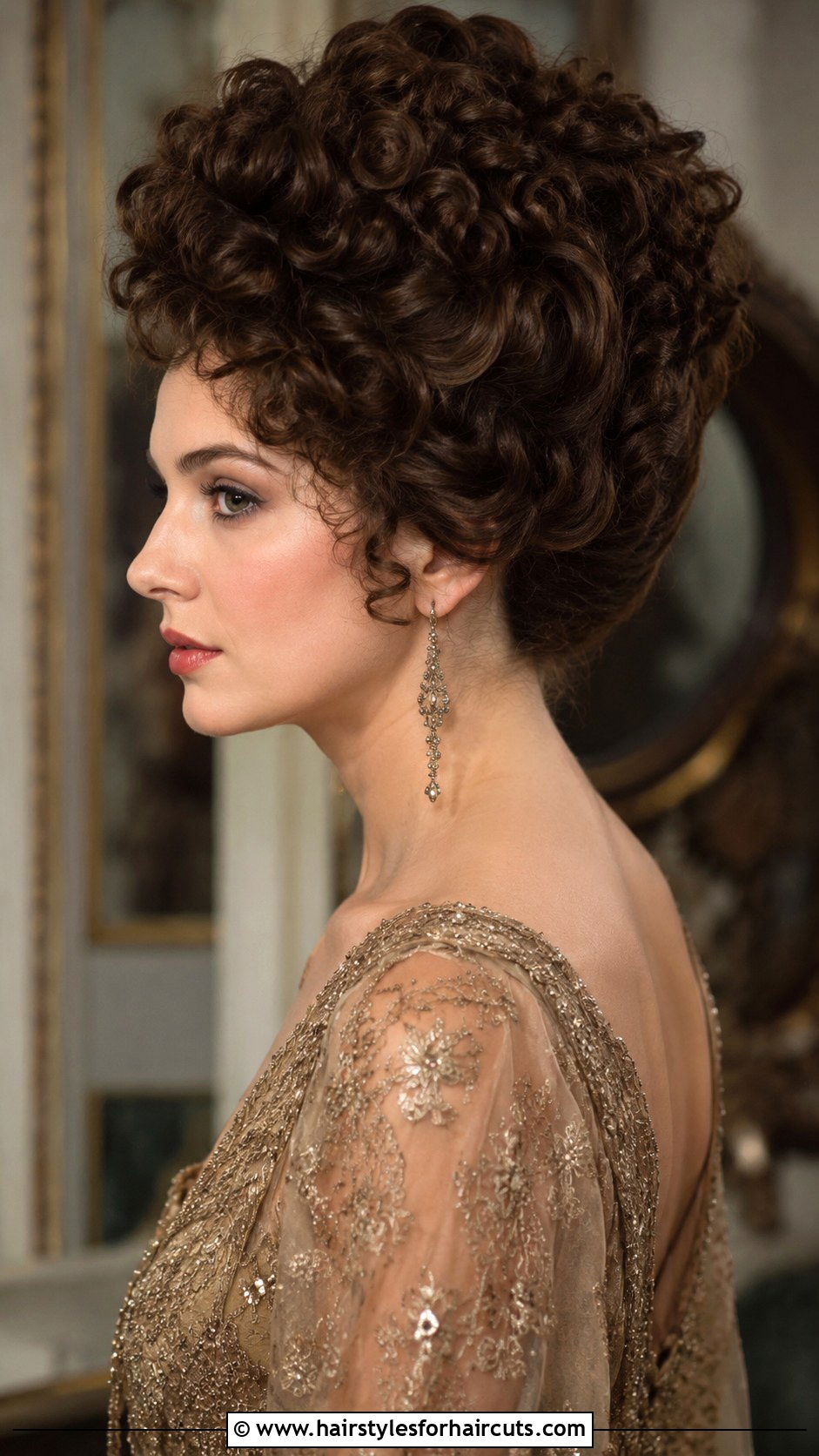 1920s Curly Bouffant Updo - 25 1920s hairstyles for long curly hair - 25 1920s hairstyles for long curly hair