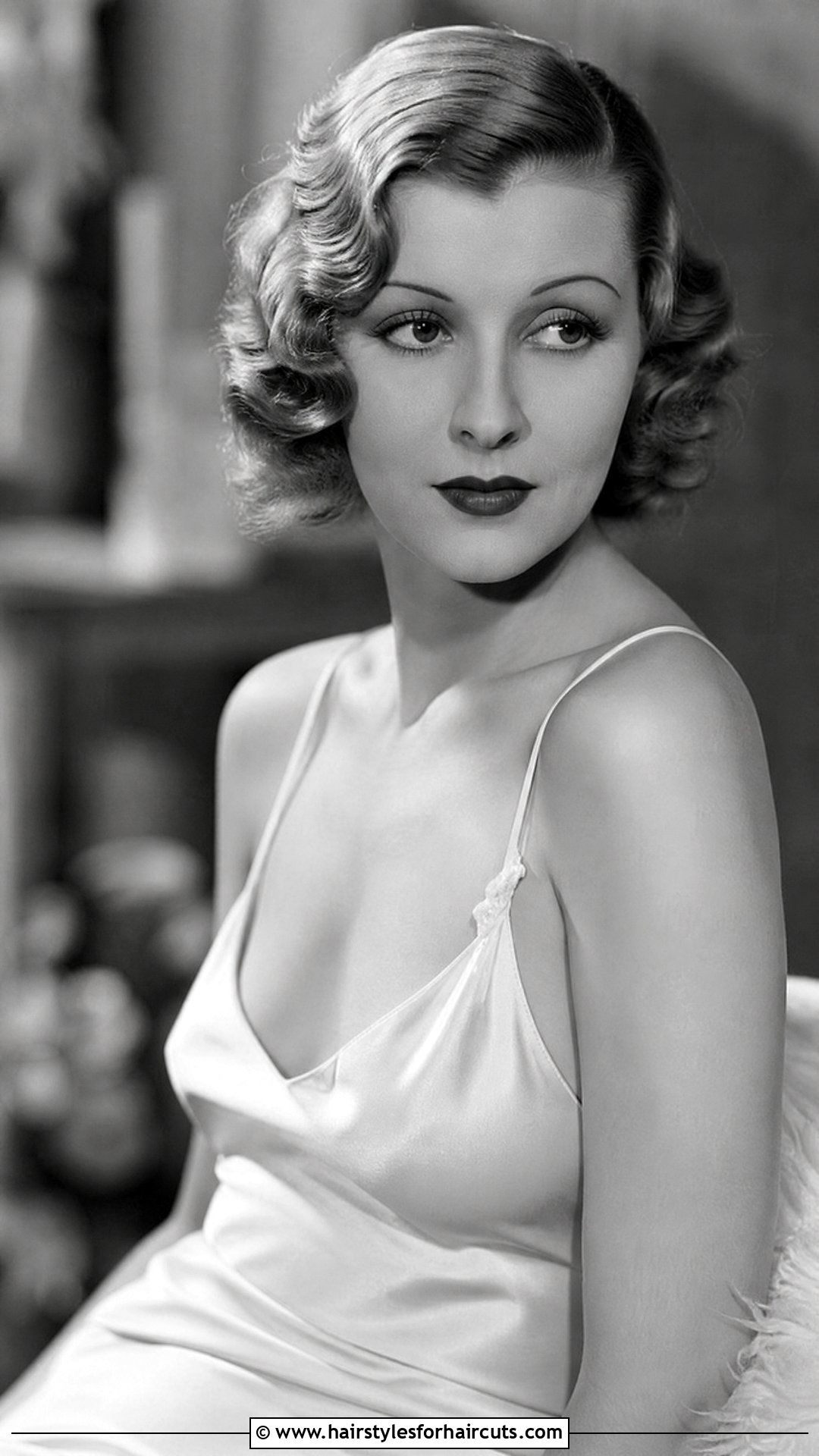 1930s Side Parted Short Wave - 25 short hair vintage hairstyles - 25 short hair vintage hairstyles