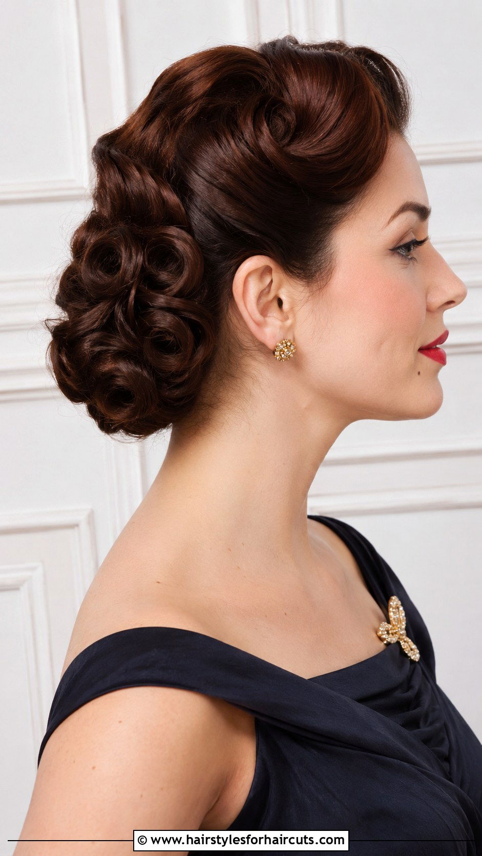 1940s Looped Updo - 25 1940s hairstyles - 25 1940s hairstyles