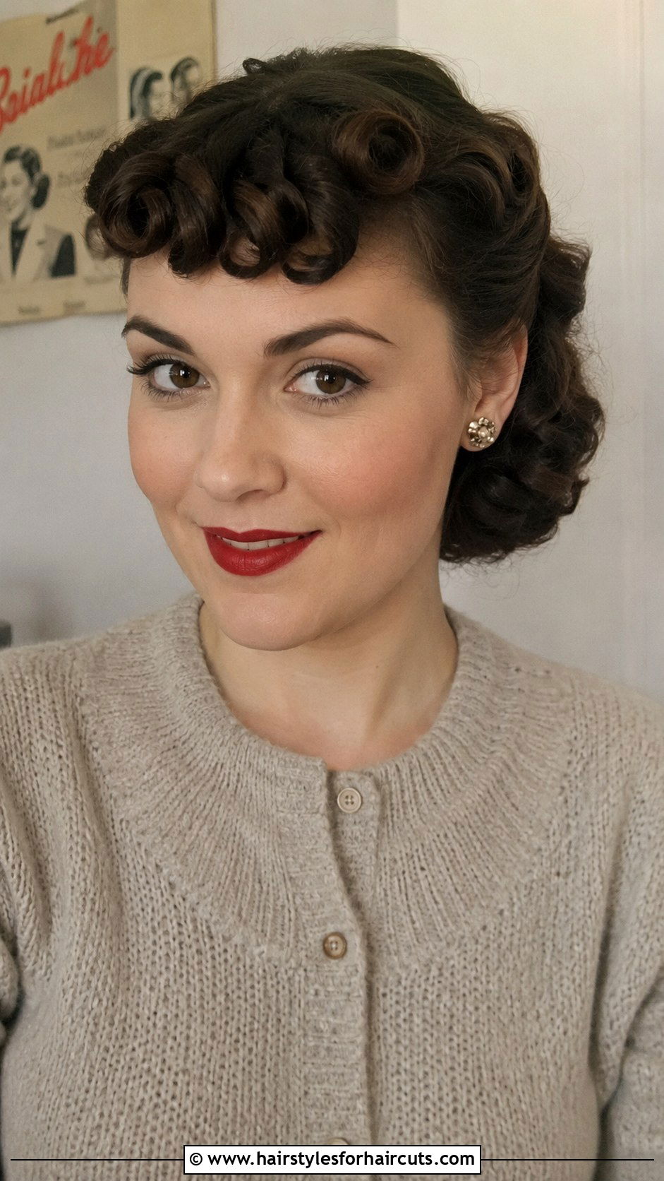 1940s Short Hair Pincurl Bangs - 25 1940s hairstyles for short hair - 25 1940s hairstyles for short hair