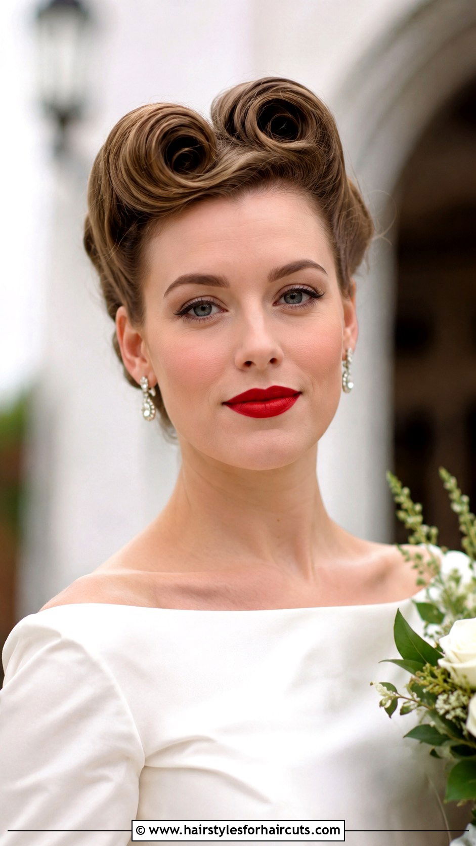1950s Bouffant Half Updo - 25 medium length hair vintage wedding hairstyles - 25 medium length hair vintage wedding hairstyles