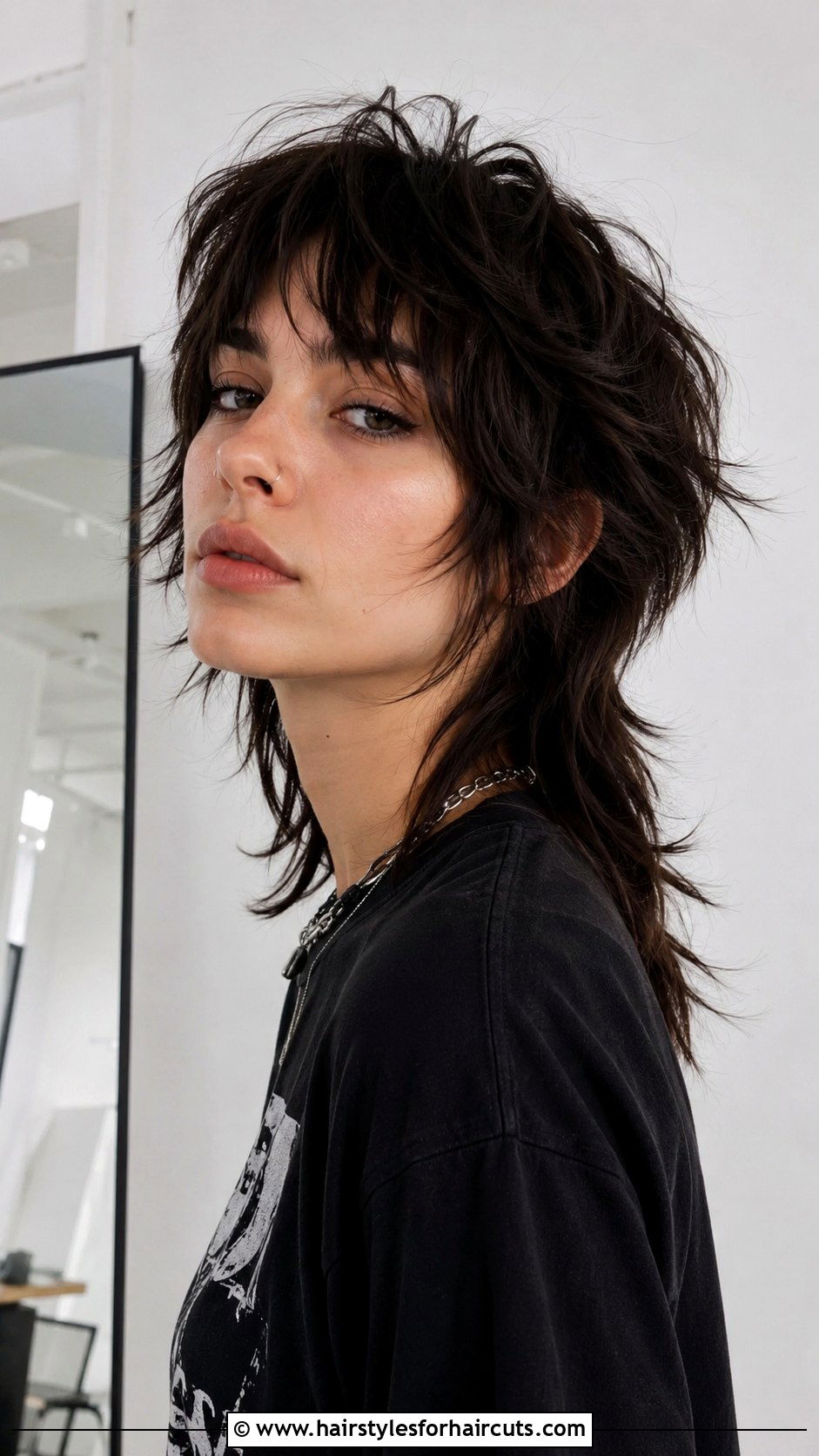 2 Layered Medium Wolf Cut - 25 2 layered haircuts for medium hair - 25 2 layered haircuts for medium hair