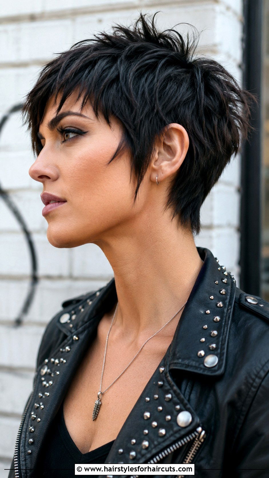 4 Inch Edgy Pixie - 25 4 inch haircuts - 25 4 inch haircuts