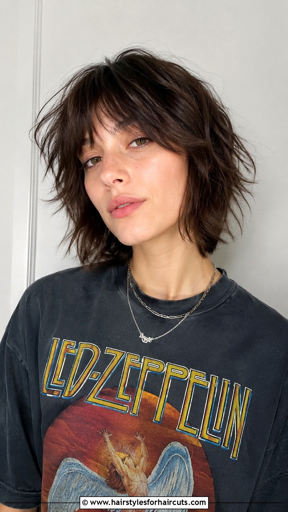 4 Inch Short Shag - 25 4 inch haircuts - 25 4 inch haircuts
