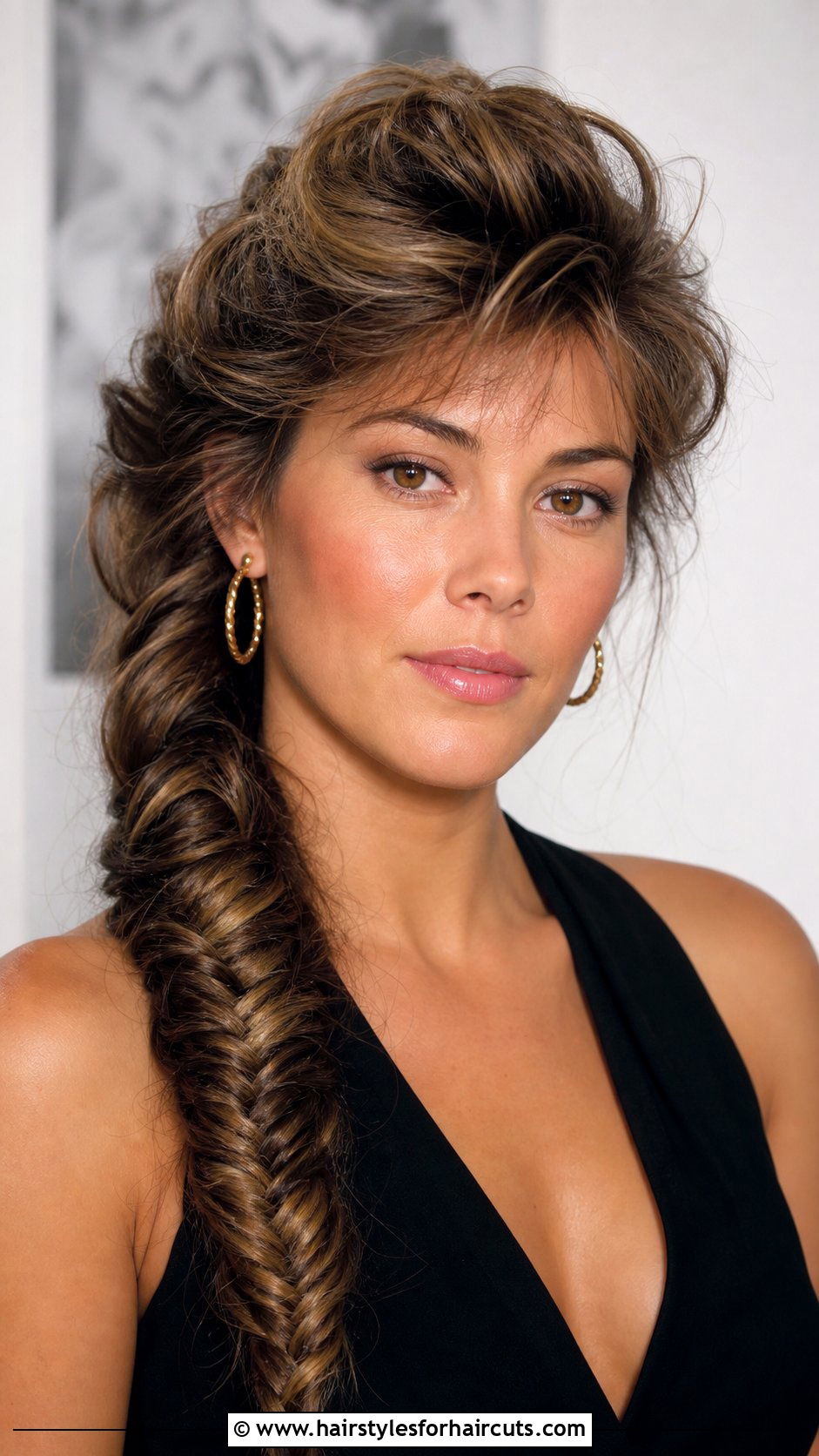 80s Fishbone Braid Side Hairstyle - 25 easy 80s hairstyles for medium hair - 25 easy 80s hairstyles for medium hair