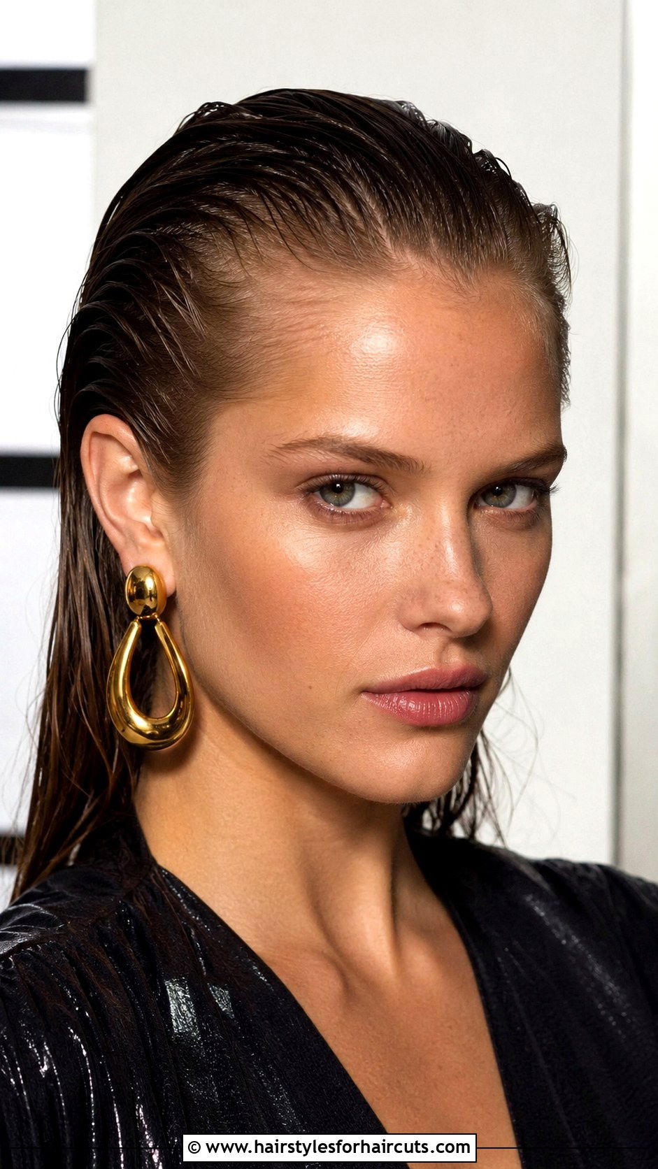 80s Wet Look Slicked Back - 25 80s hairstyles for women - 25 80's hairstyles for women
