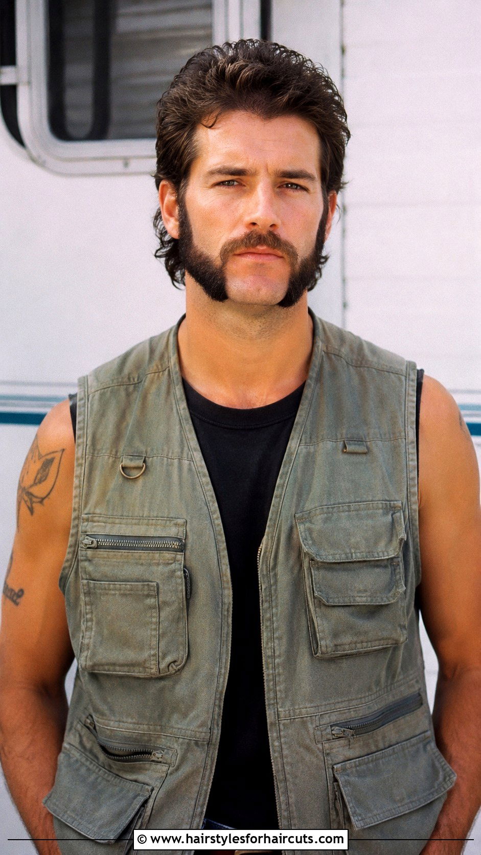 90s Mutton Chops - 25 90s facial hairstyles - 25 90s facial hairstyles