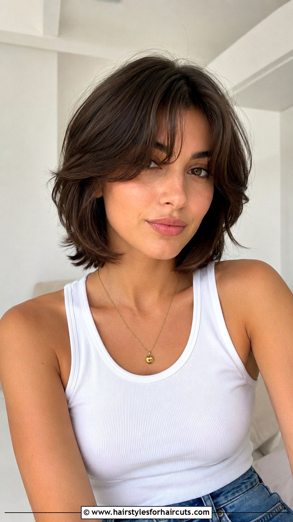 90s Short Layered Curtain Bangs - 25 90s layered haircuts short hair - 25 90s layered haircuts short hair