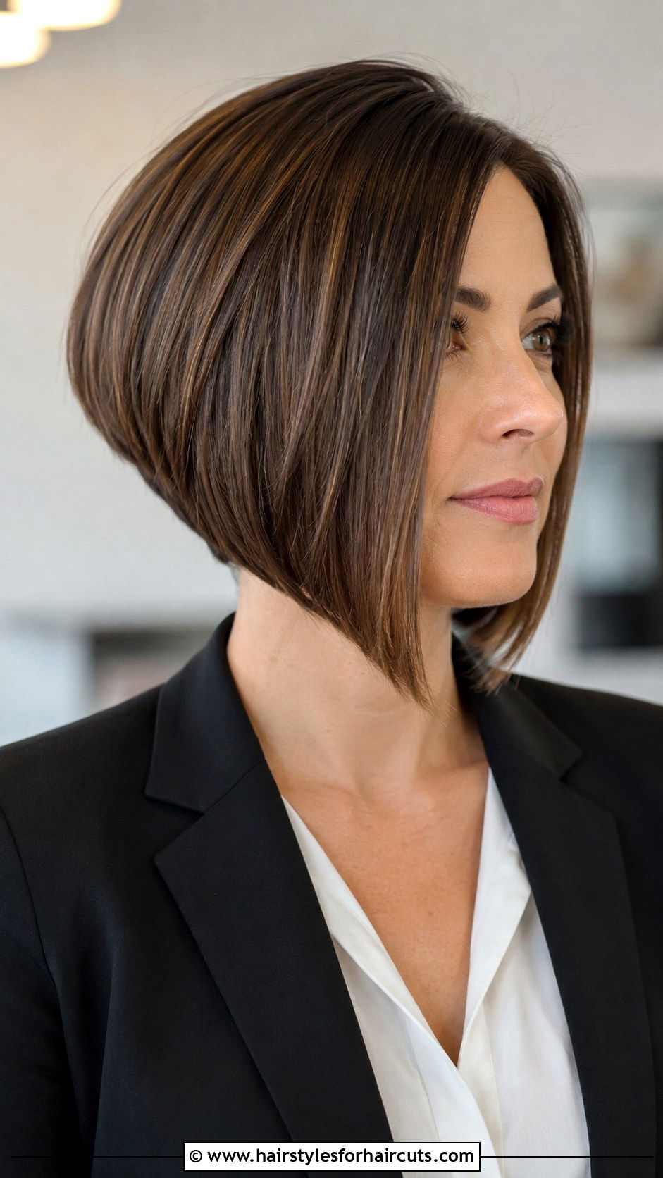 A Line Bob - 25 best hairstyles for medium hair - 25 best hairstyles for medium hair