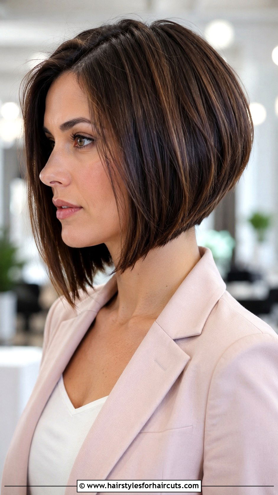 A Line Bob - 25 boat hairstyles - 25 boat hairstyles
