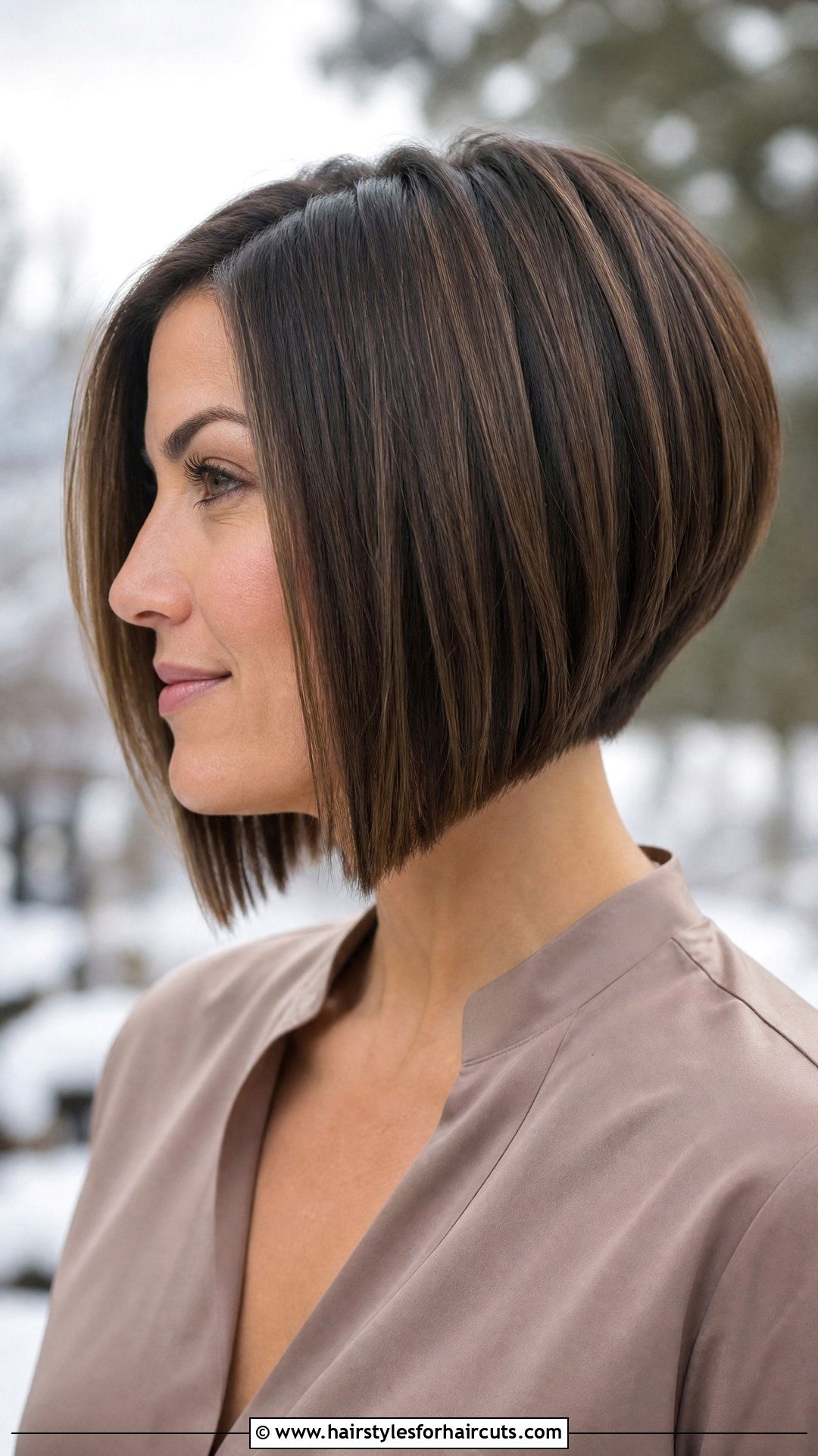 A Line Bob - 25 haircuts for medium straight hair - 25 haircuts for medium straight hair