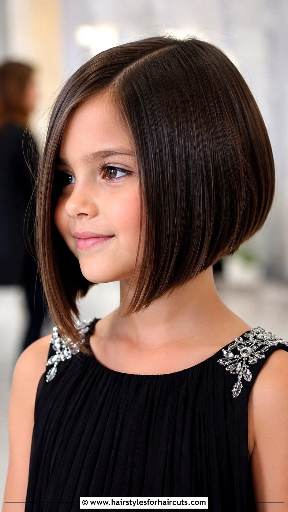 A Line Bob - 25 haircuts girls - 25 haircuts girls