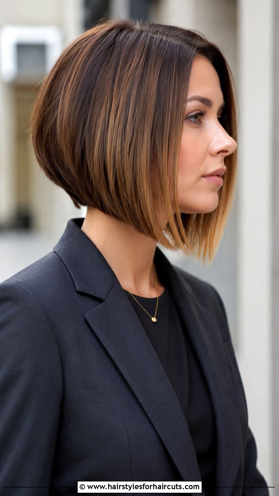 A Line Bob Haircut - 25 haircuts calendar - 25 haircuts calendar