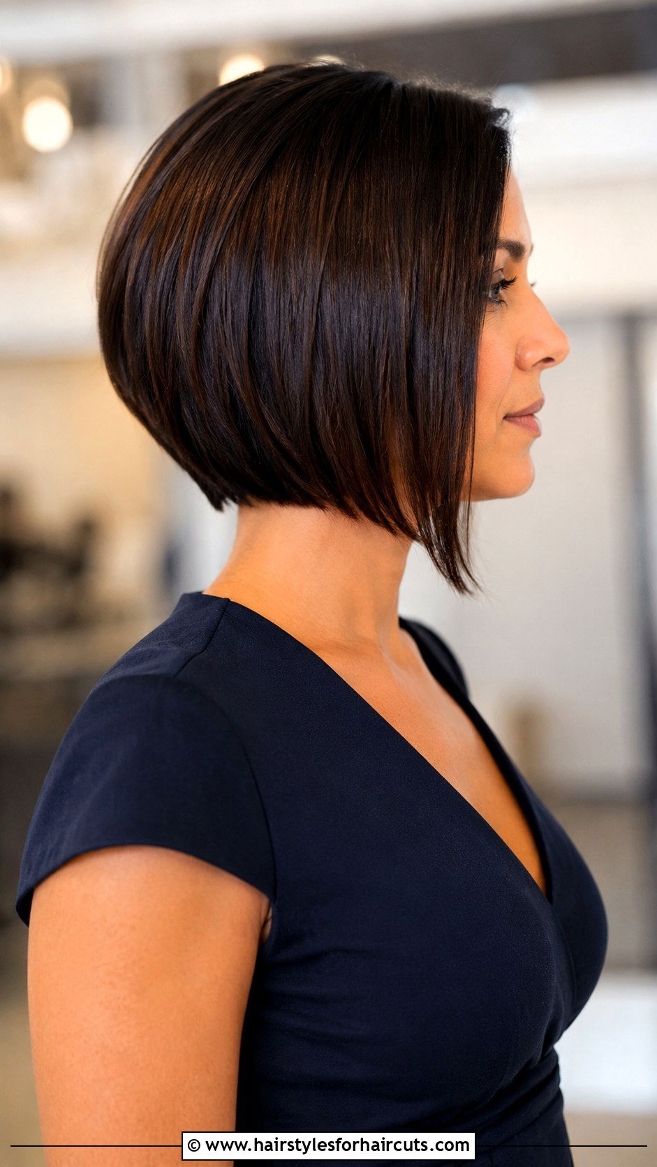 A Line Bob Haircut - 25 haircuts for growing out short hair - 25 haircuts for growing out short hair