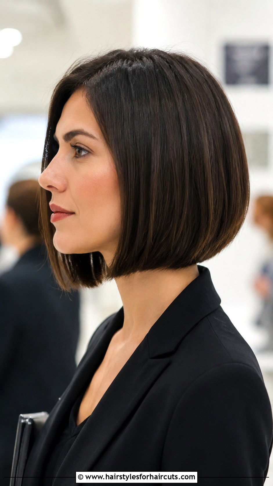 A Line Bob Haircut - 25 bob haircuts for round face - 25 bob haircuts for round face