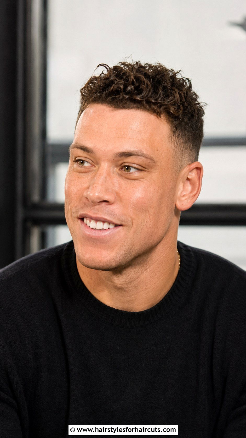 Aaron Judge Messy Curls - 25 aaron judge haircuts - 25 aaron judge haircuts