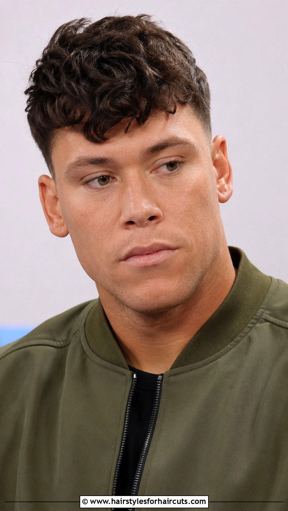 Aaron Judge Thick Wavy Fringe - 25 aaron judge haircuts - 25 aaron judge haircuts
