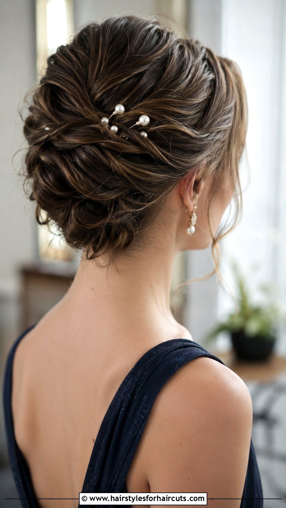 Accessorized Short Hair Updo - 25 up hairstyles for short hair - 25 up hairstyles for short hair