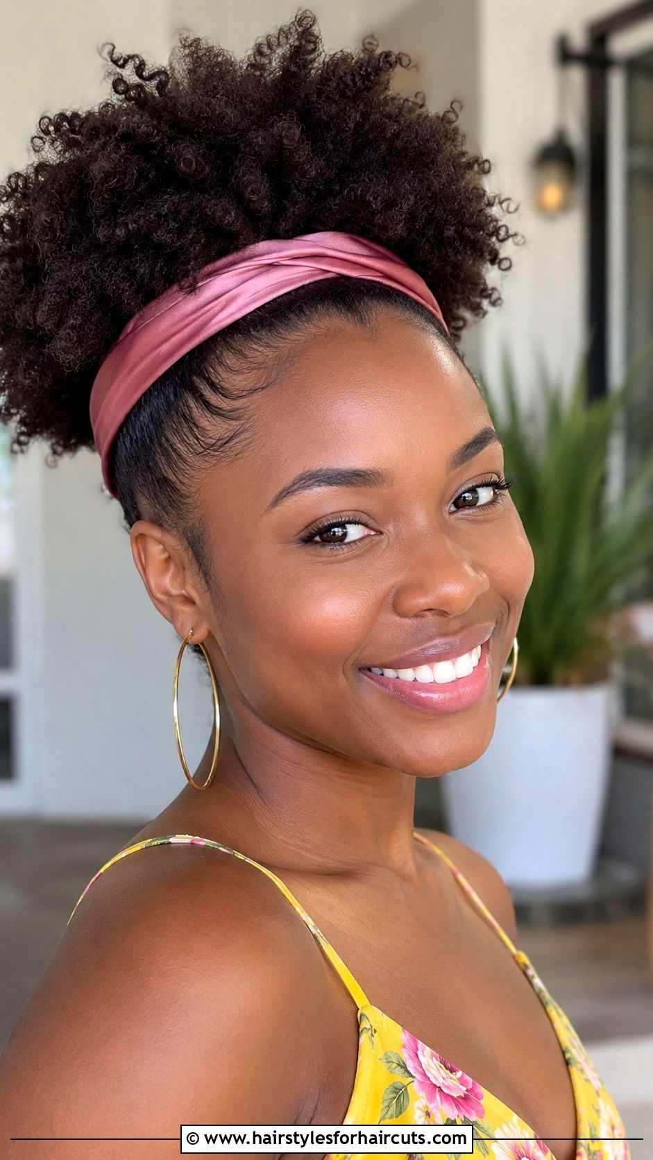 Afro Puff - 25 graduation hairstyles for black hair - 25 graduation hairstyles for black hair