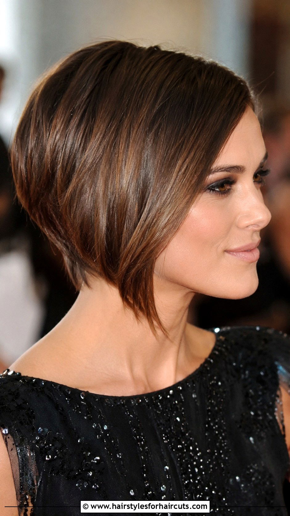 Angled Bob Haircut - 25 haircuts styles for thin hair - 25 haircuts styles for thin hair