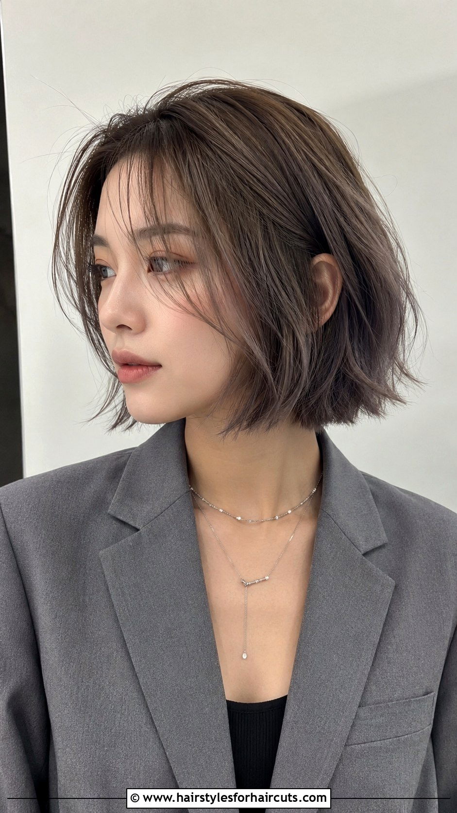 Ash Brown Balayage Bob - 25 balayage hairstyles for dark hair - 25 balayage hairstyles for dark hair