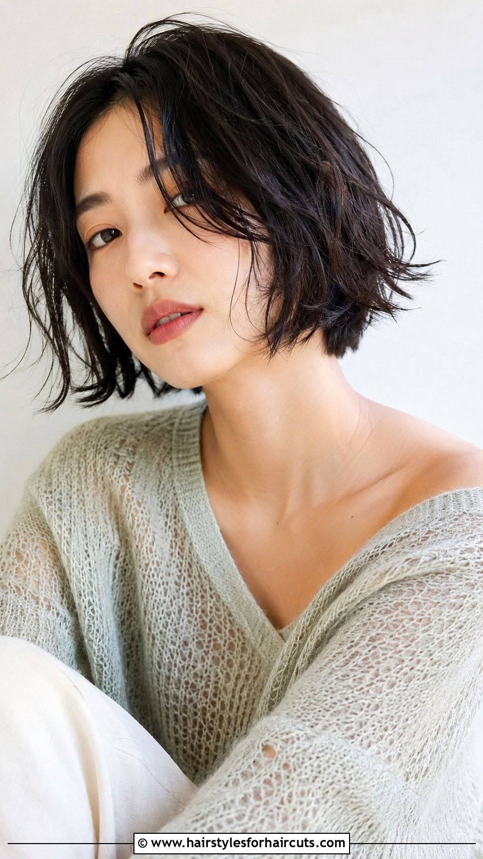Asian Stacked Bob Haircut - 25 asian short haircuts - 25 asian short haircuts