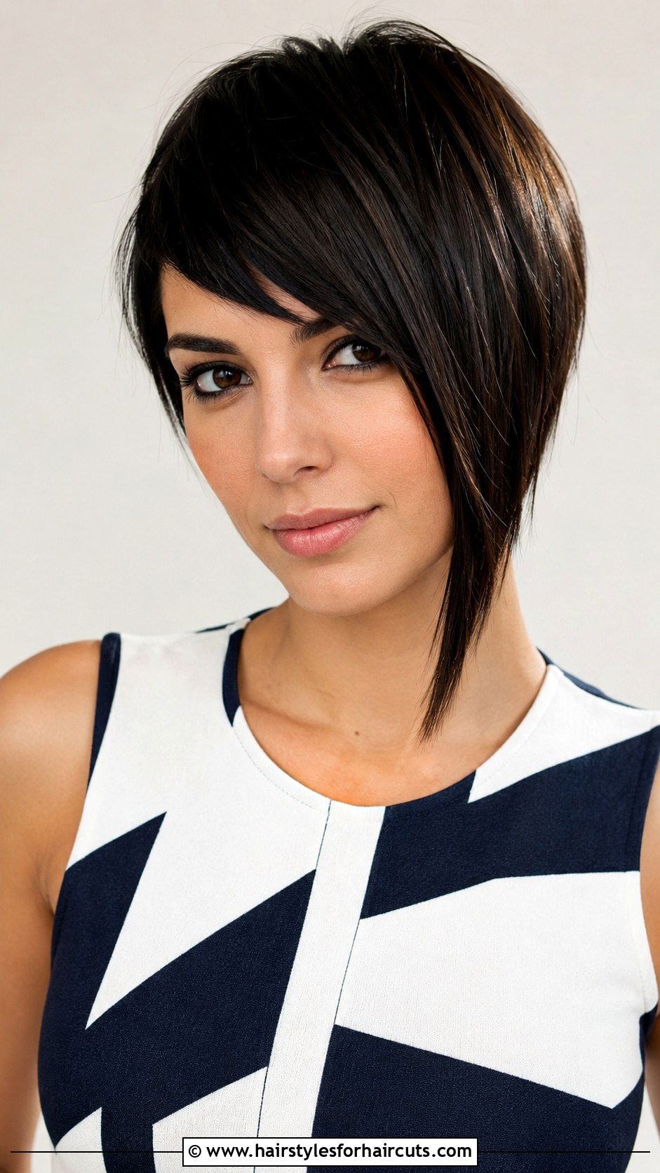 Asymmetrical Bangs With Asymmetrical Bob - 25 bangs hairstyles for thin hair - 25 bangs hairstyles for thin hair