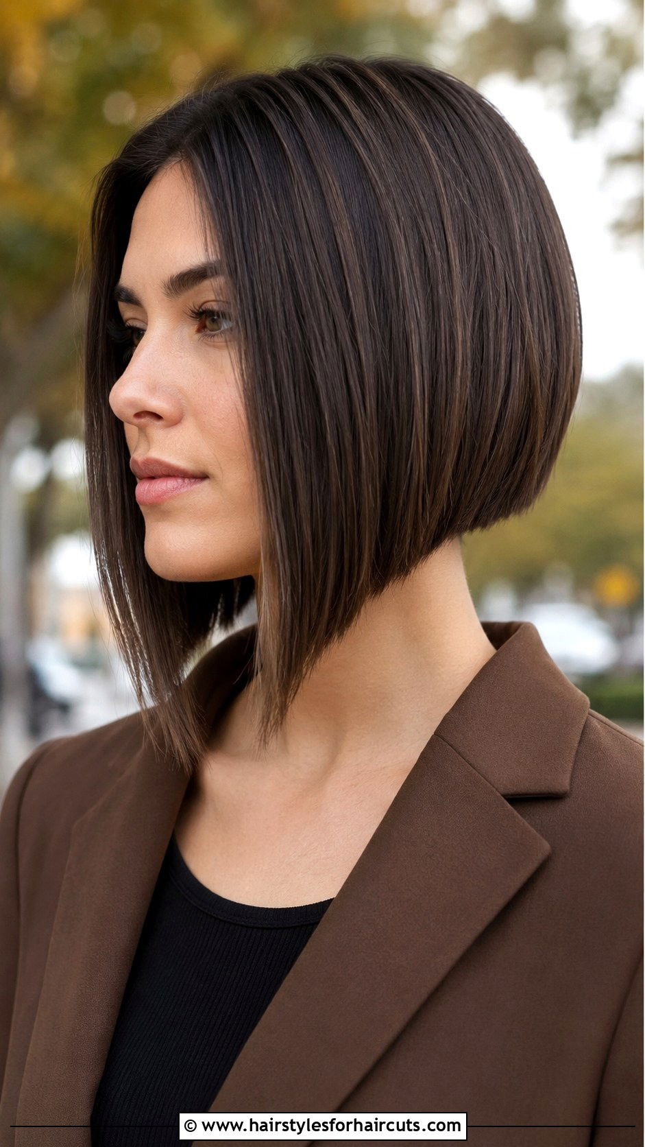 Asymmetrical Blunt Bob - 25 blunt haircuts - 25 blunt haircuts