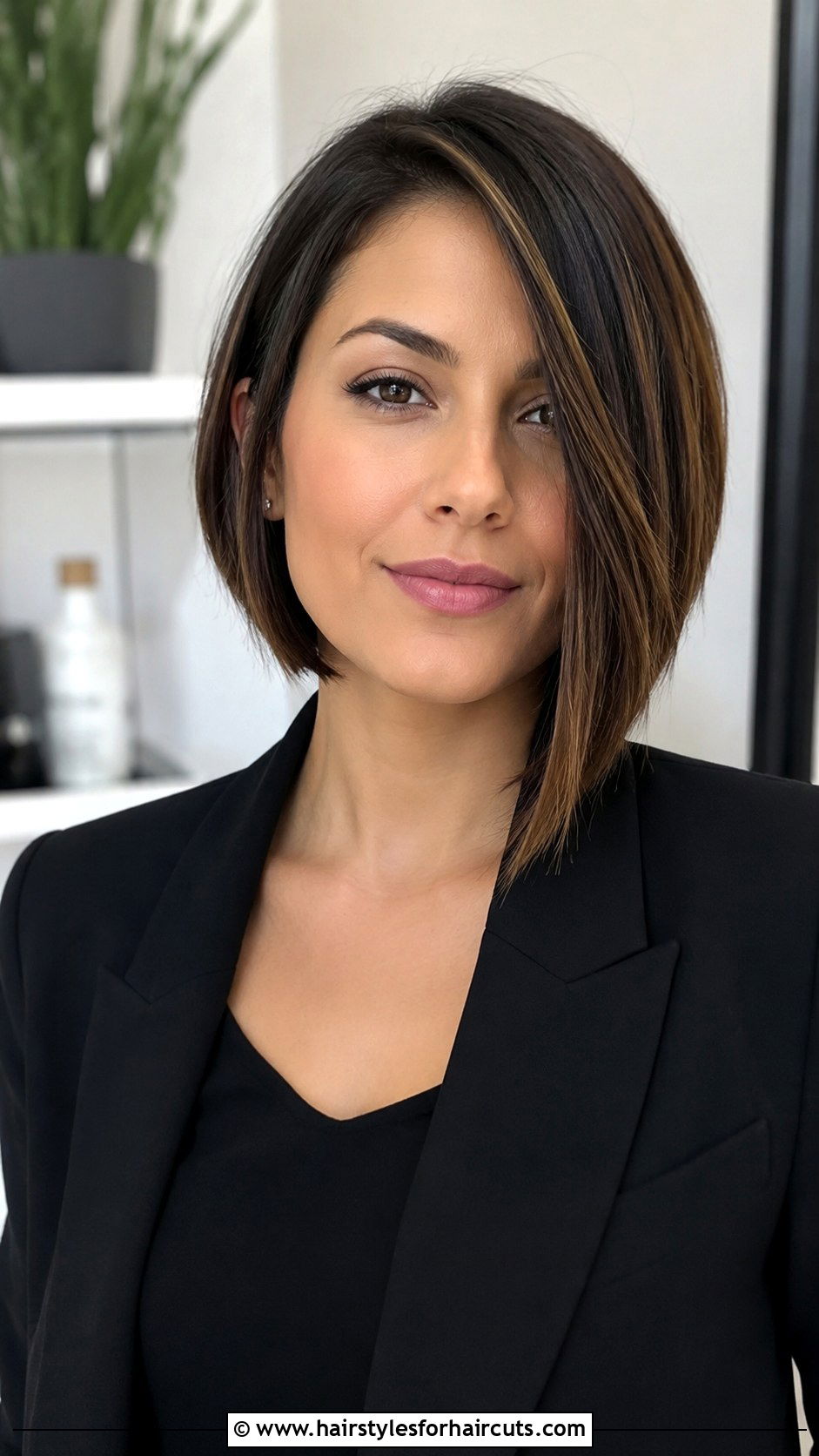 Asymmetrical Bob - 25 back to school haircuts - 25 back to school haircuts