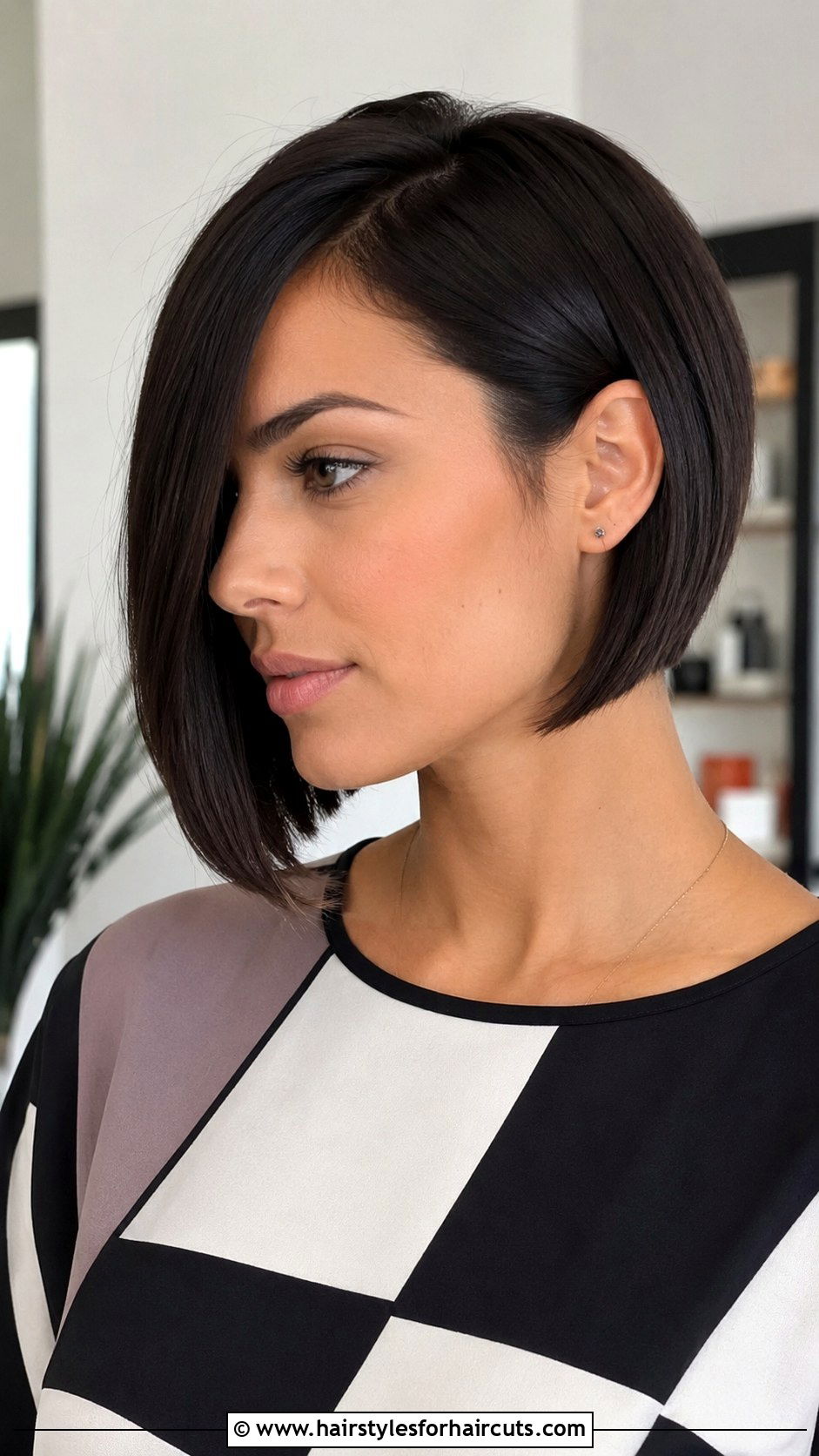Asymmetrical Bob - 25 black hairstyles for thin hair over 50 - 25 black hairstyles for thin hair over 50