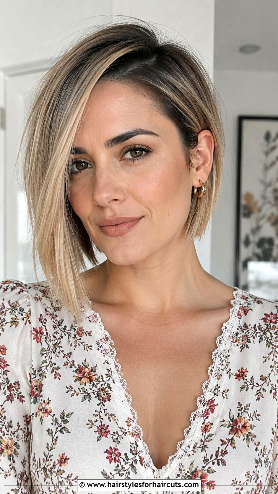 Asymmetrical Bob - 25 60s hairstyles - 25 60s hairstyles