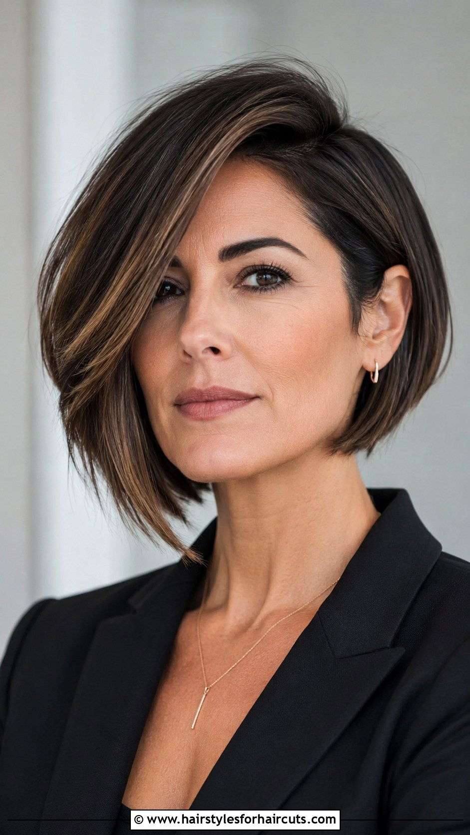 Asymmetrical Bob - 25 short haircuts for long face - 25 short haircuts for long face