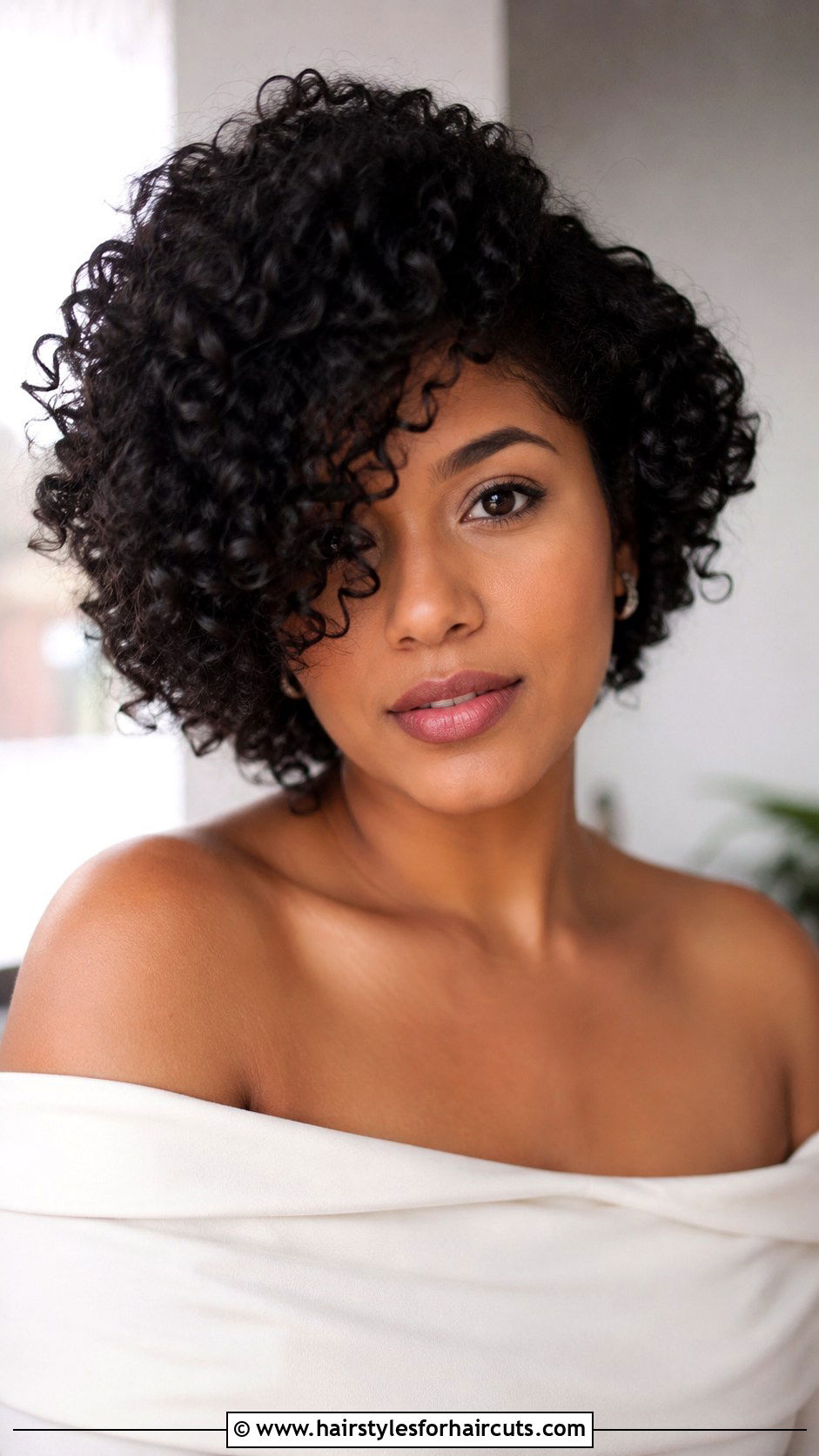 Asymmetrical Bob For 3b Hair - 25 best haircuts for 3b curly hair - 25 best haircuts for 3b curly hair