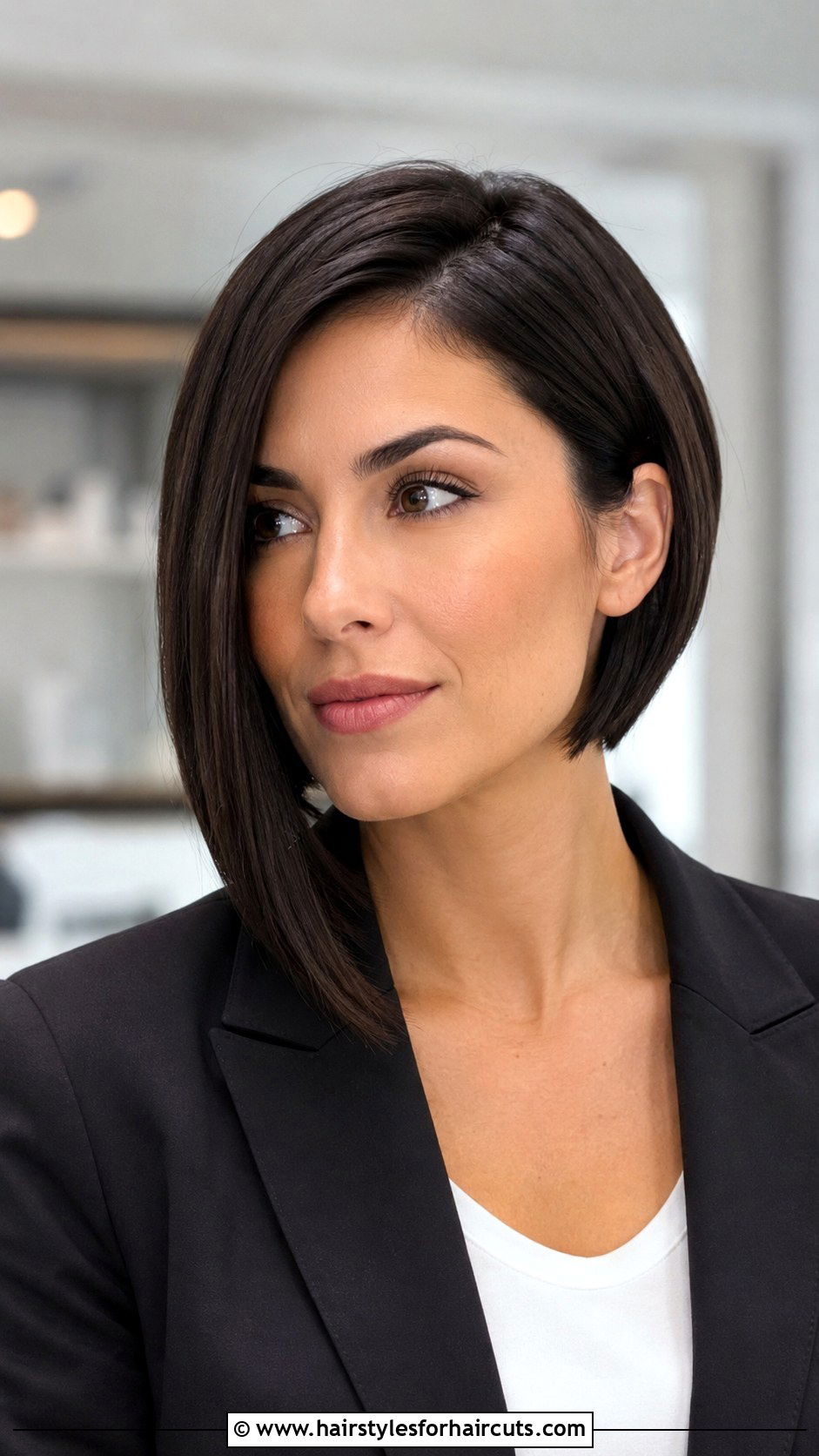 Asymmetrical Bob For Thin Hair - 25 extremely thin hairstyles - 25 extremely thin hairstyles