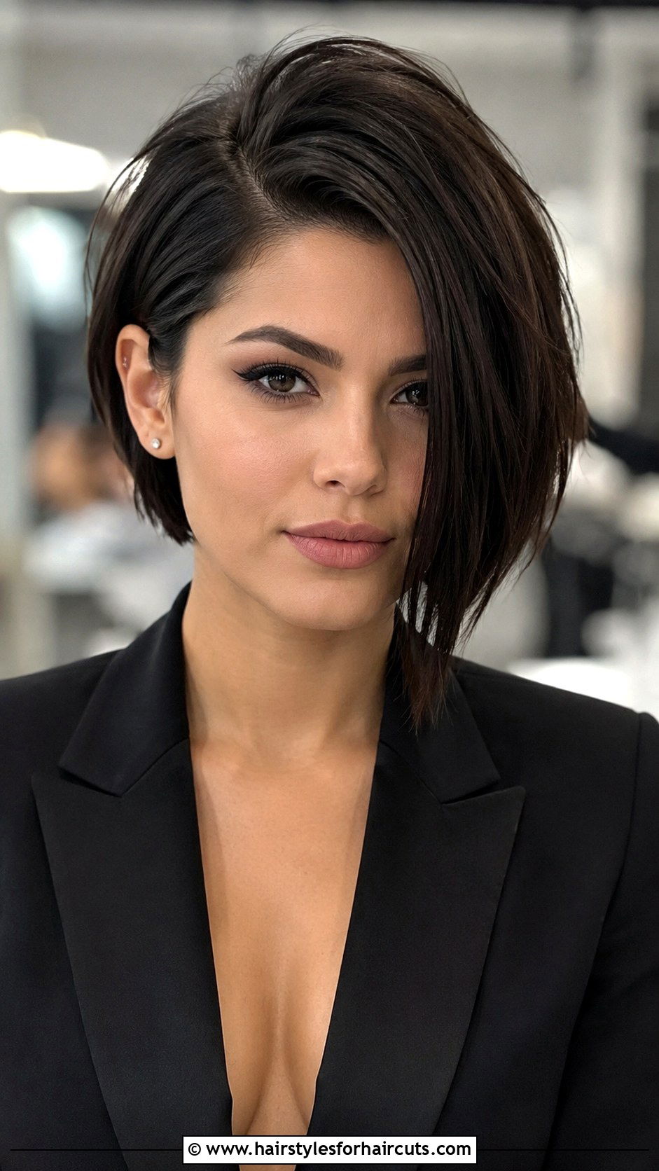 Asymmetrical Bob Haircut - 25 haircuts los angeles - 25 haircuts los angeles