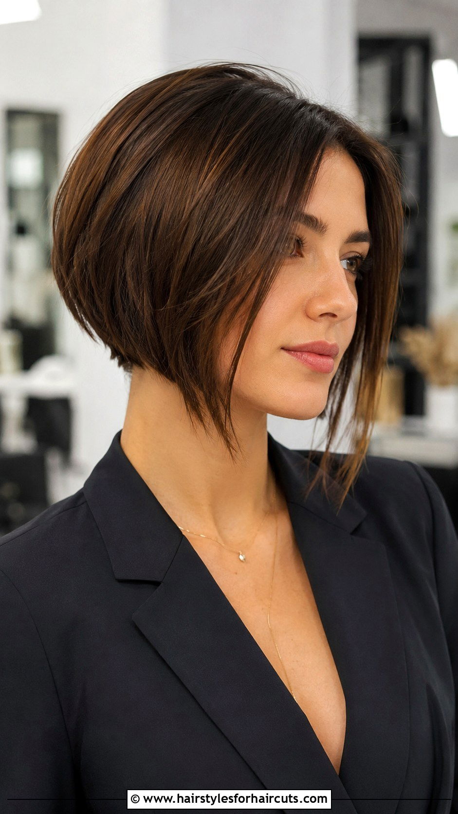 Asymmetrical Bob Haircut - 25 bob haircuts for round face - 25 bob haircuts for round face
