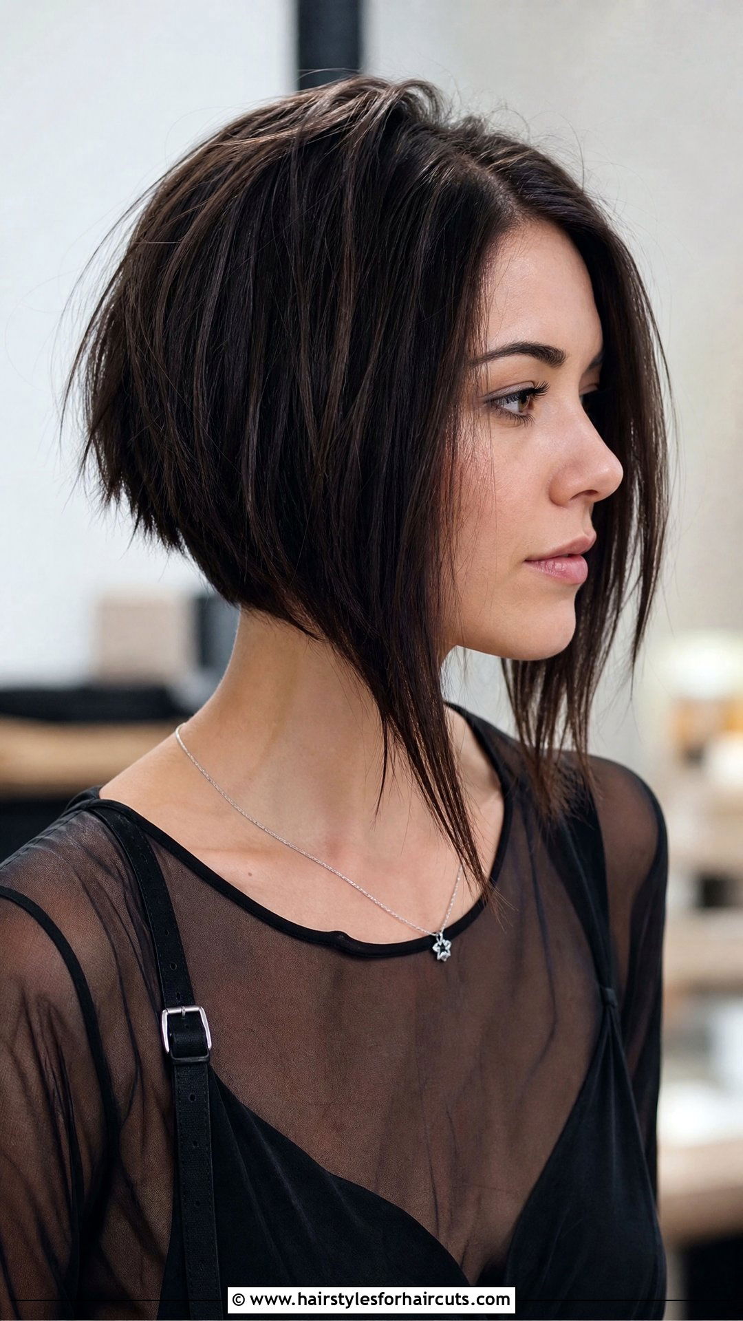 Asymmetrical Bob Thin Hair - 25 medium haircuts for women with thin hair - 25 medium haircuts for women with thin hair