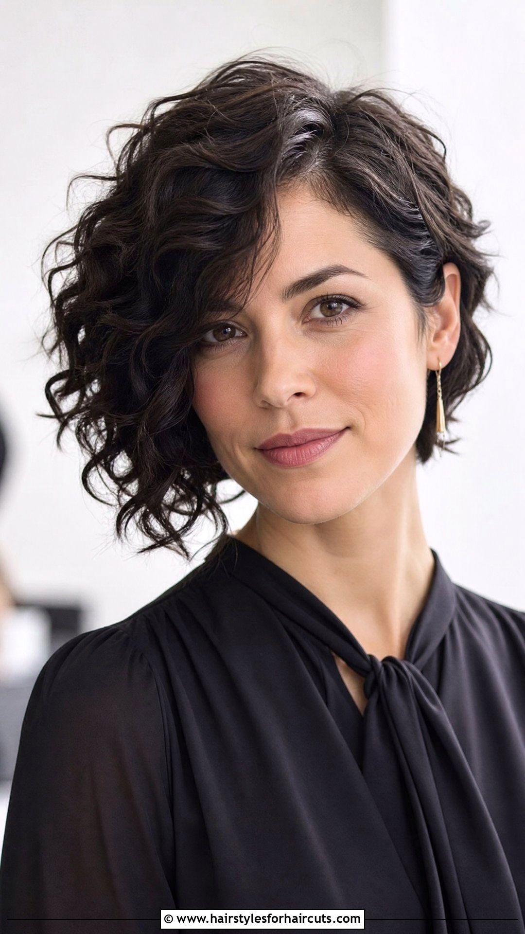 Asymmetrical Curly Bob - 25 hairstyles for big forehead curly hair - 25 hairstyles for big forehead curly hair
