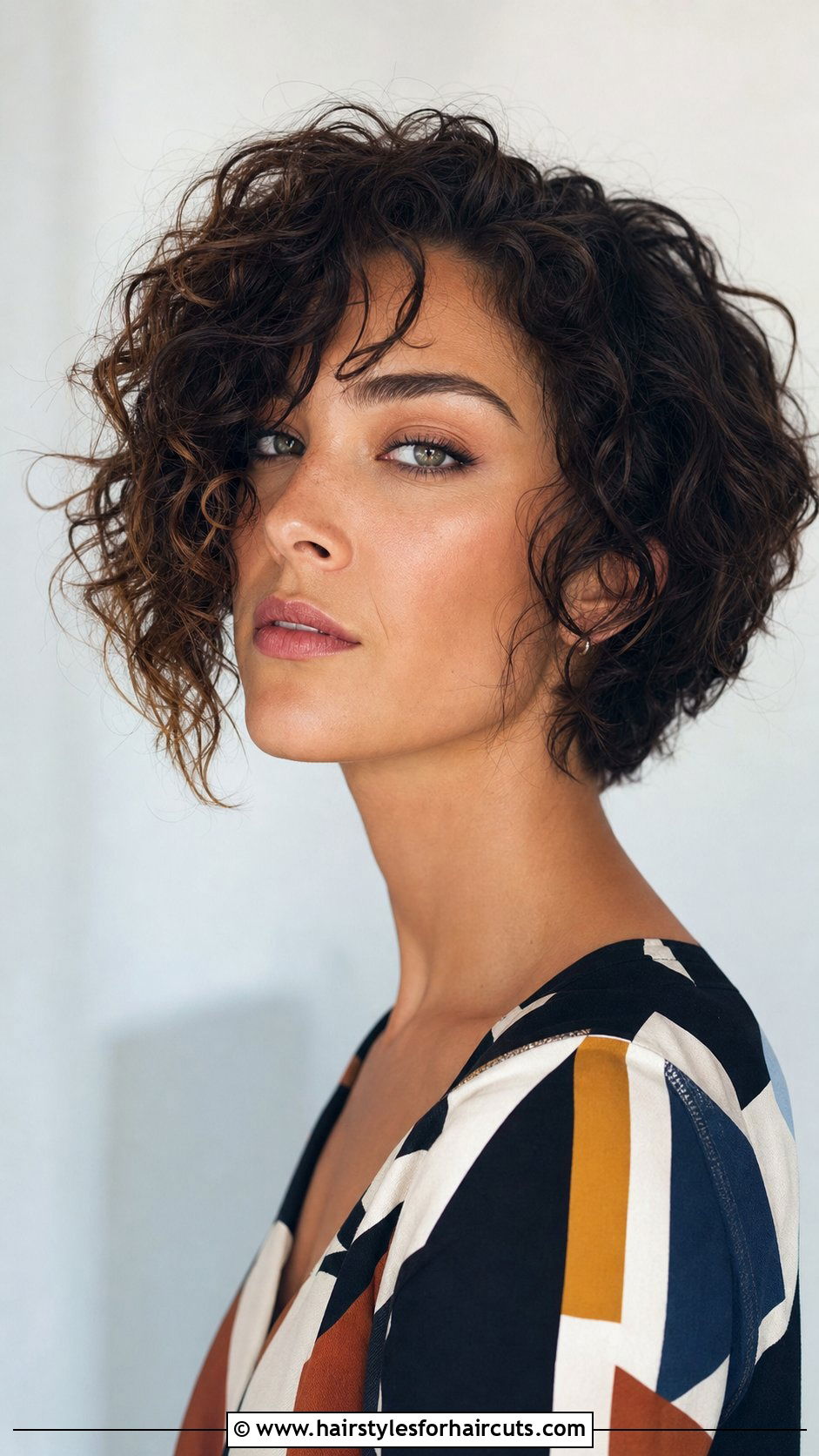 Asymmetrical Layered Curly Bob - 25 curly haircuts layers - 25 curly haircuts layers