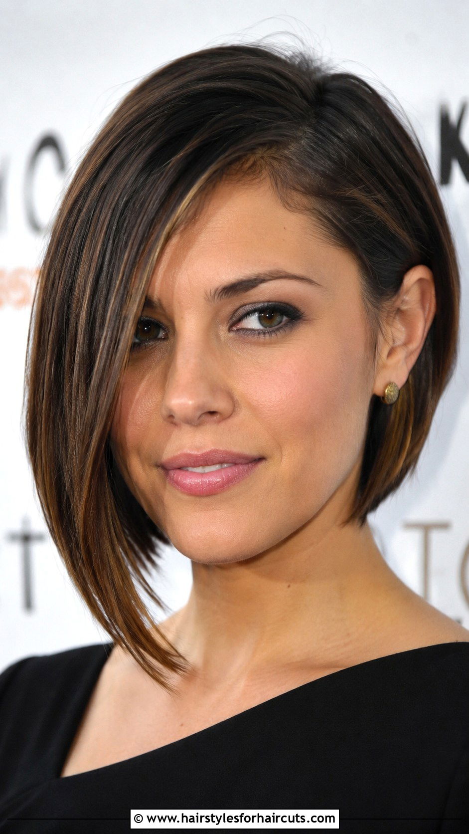 Asymmetrical Medium Bob - 25 medium length bob haircuts for thick hair - 25 medium length bob haircuts for thick hair