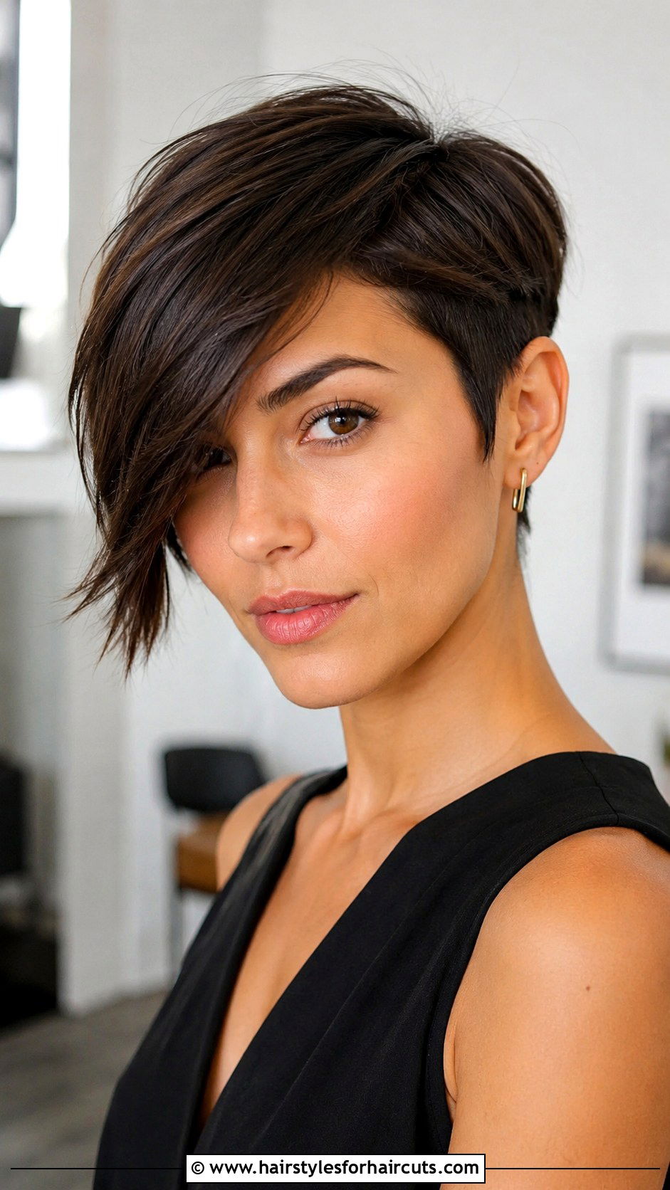 Asymmetrical Pixie Cut - 25 side haircuts - 25 side haircuts