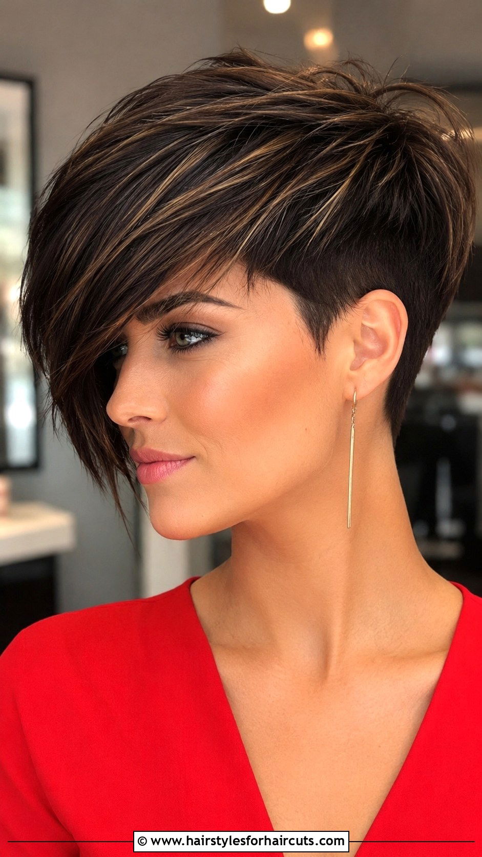Asymmetrical Pixie Cut For Double Crown - 25 double crown hairstyles - 25 double crown hairstyles