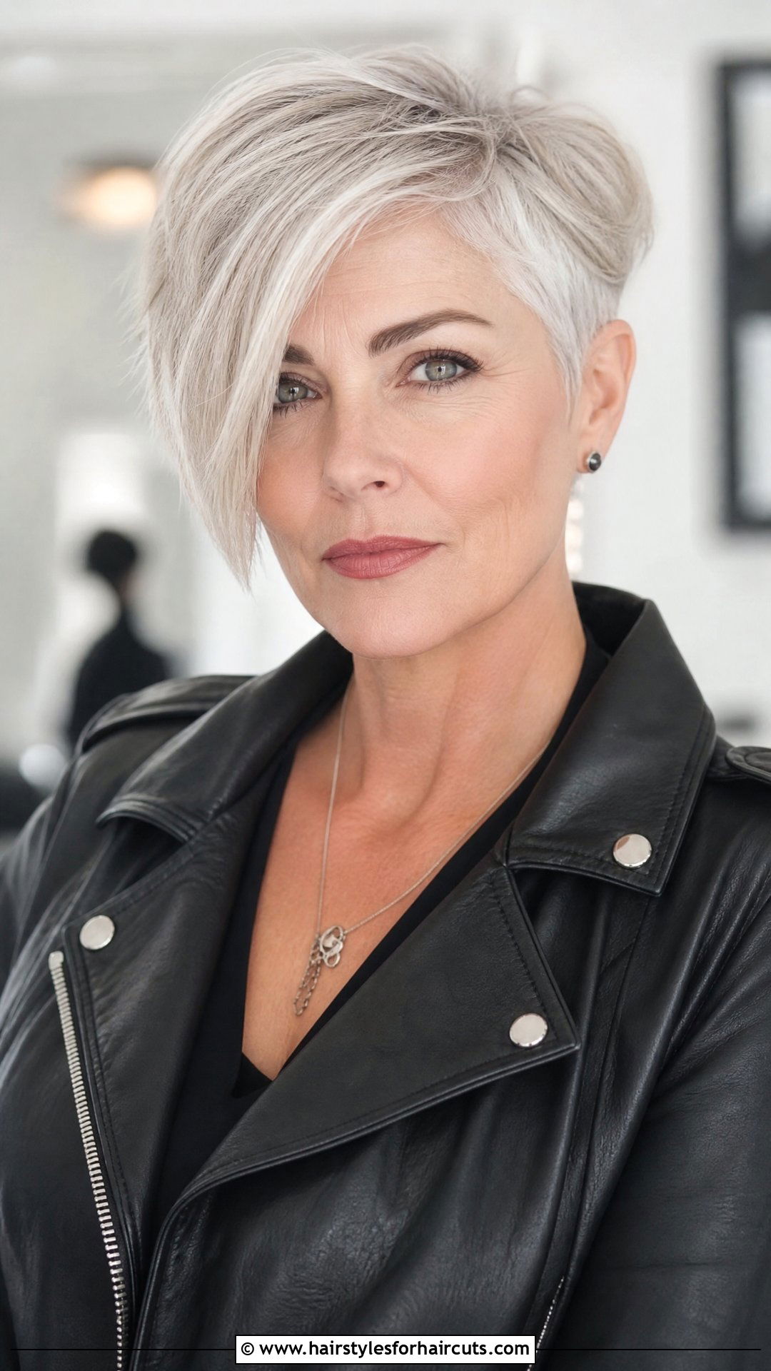 Asymmetrical Pixie - 25 haircuts older women thin hair - 25 haircuts older women thin hair
