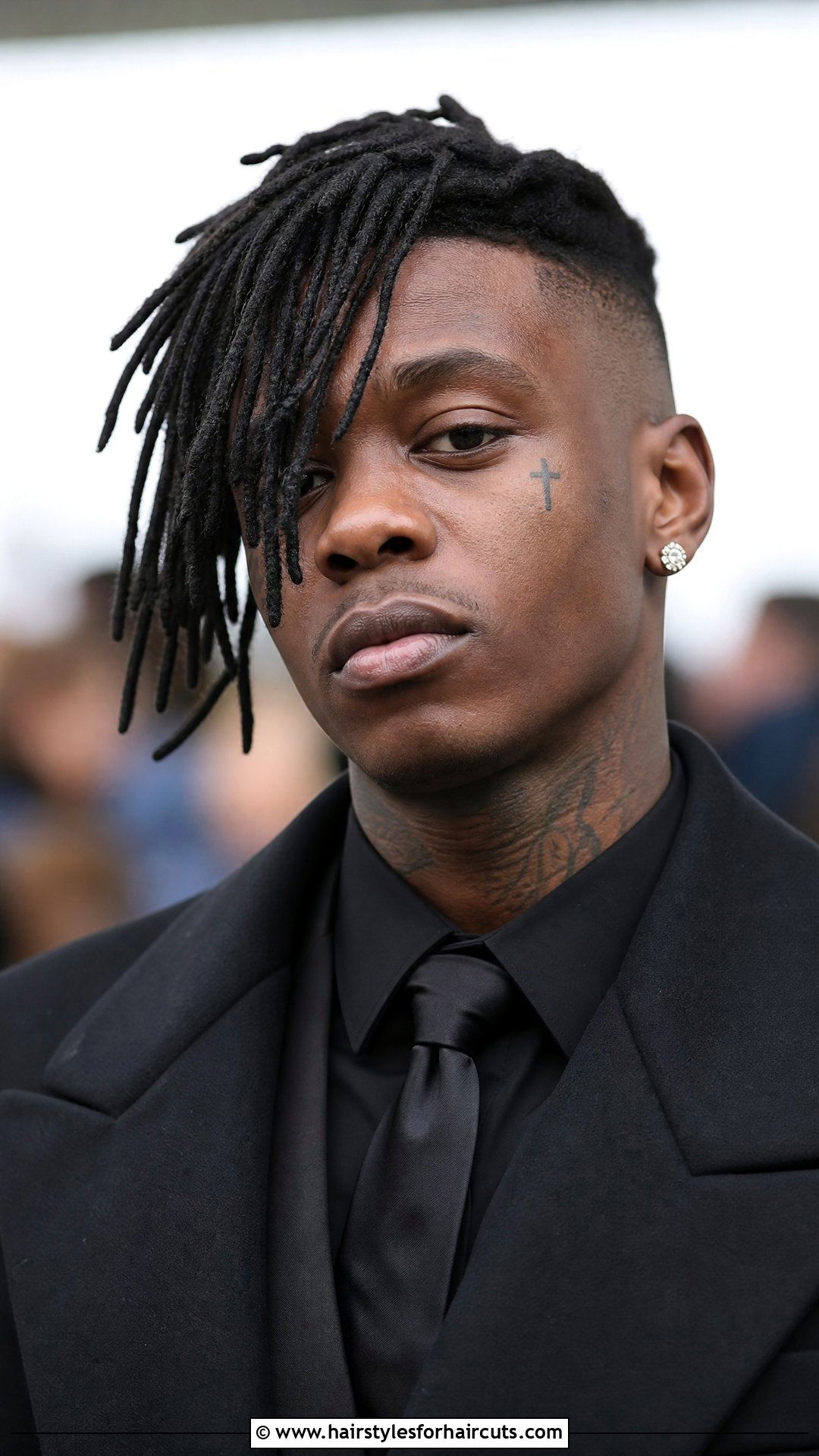 Asymmetrical Rapper Haircut - 25 rapper hairstyles - 25 rapper hairstyles