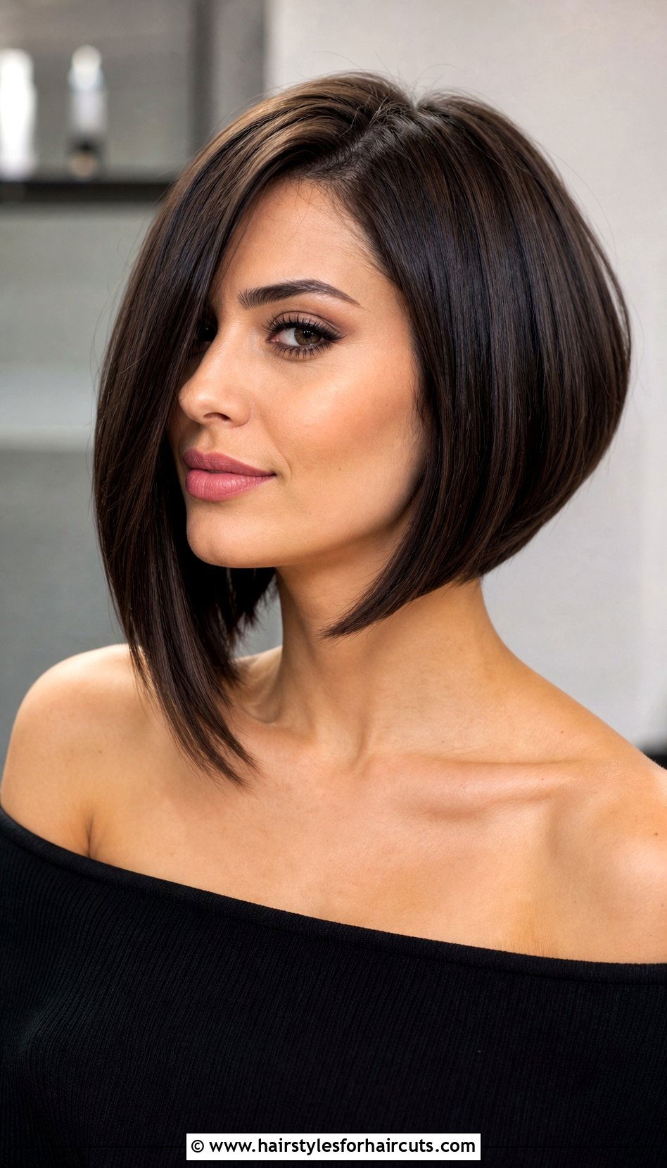 Asymmetrical Rounded Bob - 25 rounded bob haircuts for fine hair - 25 rounded bob haircuts for fine hair