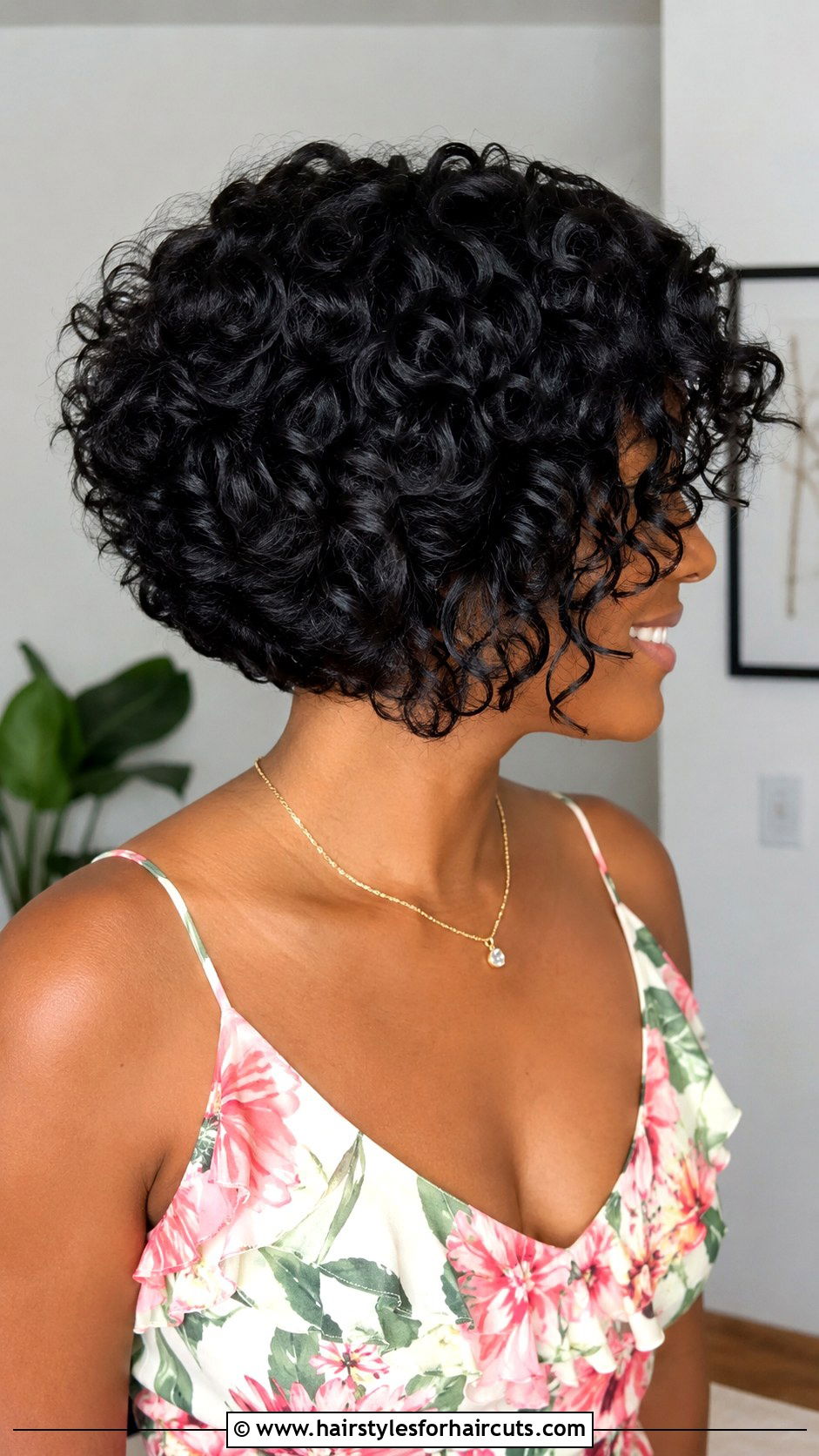 Asymmetrical Stacked Bob Natural Hair - 25 asymmetrical natural haircuts - 25 asymmetrical natural haircuts