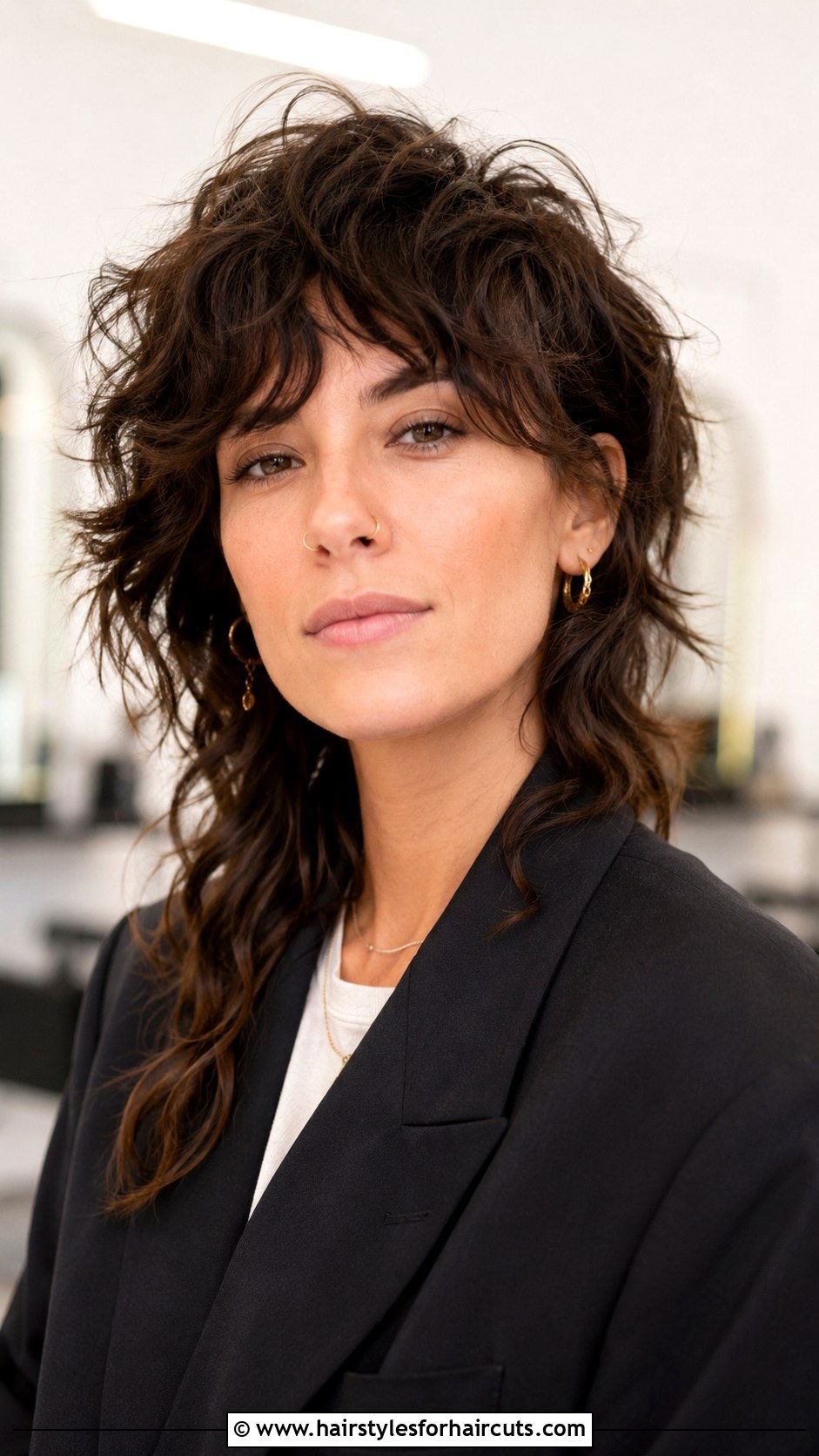 Asymmetrical Wavy Mullet - 25 mullet haircuts wavy hair - 25 mullet haircuts wavy hair