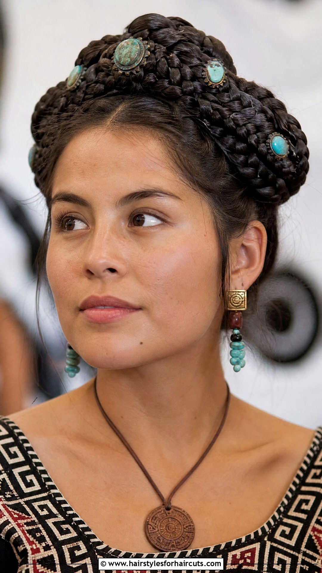 Aztec Exotic Braided Crown - 25 exotic hairstyles - 25 exotic hairstyles